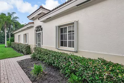 2327 Windjammer Way, West Palm Beach, FL 33411 - Photo 5