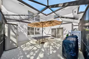 42 Essex Ct, Royal Palm Beach, FL 33411 - Photo 5