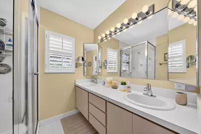 42 Essex Court #B, Royal Palm Beach, FL 33411 - Photo 23