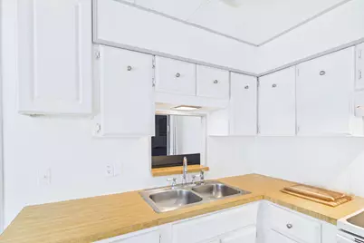 31012 Bahia Bay, Boynton Beach, FL 33436 - Photo 3