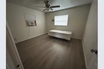 506 Holly Avenue #A/B, Fort Pierce, FL 34982 - Photo 7