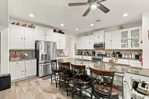 11490 SW Aventino Dr, Port Saint Lucie, FL 34987 - Photo 21