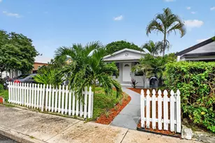 504 N E St, Lake Worth Beach, FL 33460 - Photo 3