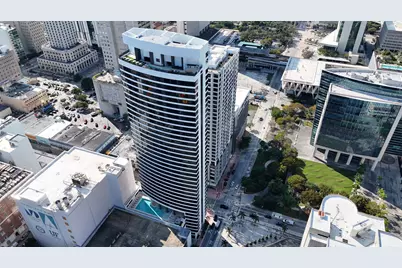 225 N Miami Avenue #2207, Miami, FL 33128 - Photo 3