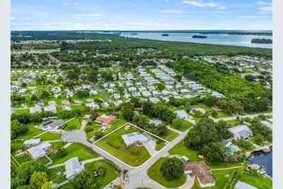 404 21st Street SE, Vero Beach, FL 32962 - Photo 5