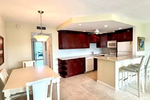 4104 Cambridge E, Deerfield Beach, FL 33442 - Photo 5