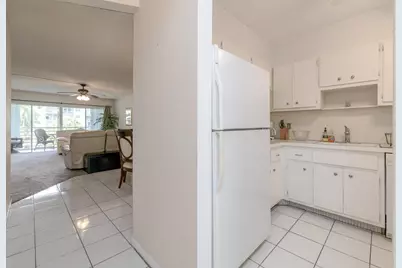 2731 NE 14th St Street #427, Pompano Beach, FL 33062 - Photo 5