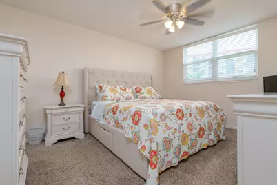 2731 NE 14th St Street #427, Pompano Beach, FL 33062 - Photo 11