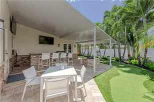 2726 NE 25th Pl, Fort Lauderdale, FL 33305 - Photo 23