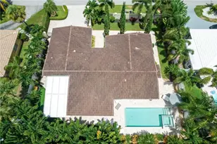 2726 NE 25th Pl, Fort Lauderdale, FL 33305 - Photo 17