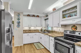 8338 E Club Rd, Boca Raton, FL 33433 - Photo 11