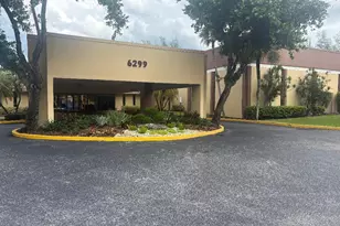 5851 NW 62nd Ave, Tamarac, FL 33319 - Photo 13