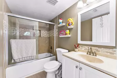 4240 Village Drive #D, Delray Beach, FL 33445 - Photo 21