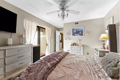 4240 Village Drive #D, Delray Beach, FL 33445 - Photo 17