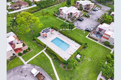4240 Village Drive #D, Delray Beach, FL 33445 - Photo 25
