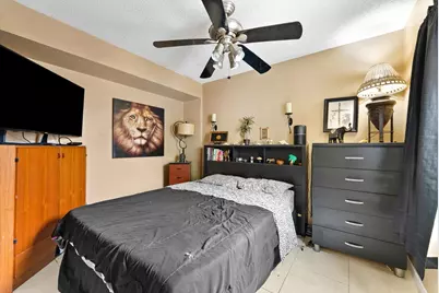 4240 Village Drive #D, Delray Beach, FL 33445 - Photo 13