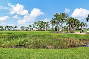 527 Prestwick Cir, Palm Beach Gardens, FL 33418 - Photo 5