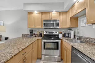 451 Greensward Ln, Delray Beach, FL 33445 - Photo 3