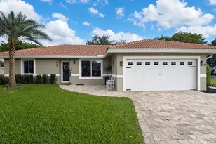 839 NW 107th Ln, Coral Springs, FL 33071 - Photo 9