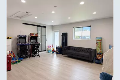 839 NW 107th Lane, Coral Springs, FL 33071 - Photo 45
