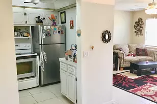 7 Oakridge B, Deerfield Beach, FL 33442 - Photo 5