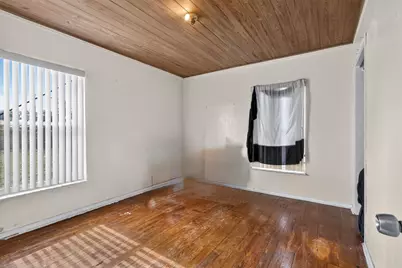 323 NW 4th Avenue, Delray Beach, FL 33444 - Photo 15