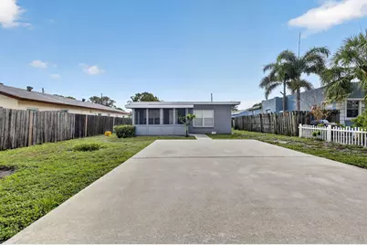 323 NW 4th Avenue, Delray Beach, FL 33444 - Photo 3