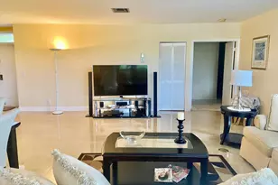19311 Sabal Lake Dr, Boca Raton, FL 33434 - Photo 3
