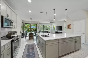 8221 Cinch Way, Lake Worth, FL 33467 - Photo 9