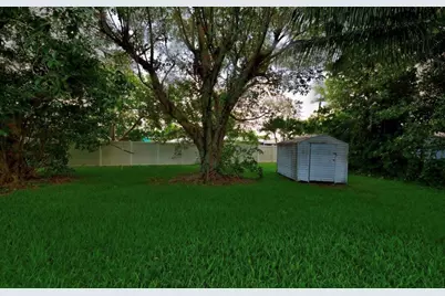 583 NW 12th Terrace, Boca Raton, FL 33486 - Photo 5