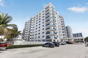 1701 S Ocean Dr, Hollywood, FL 33019 - Photo 1