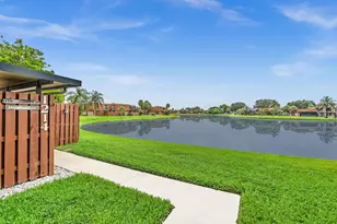 1214 SW 120th Way, Davie, FL 33325 - Photo 31