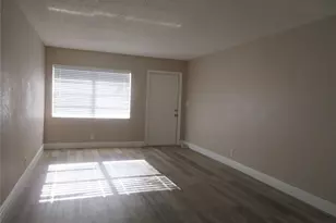 8601 NW 35th St, Coral Springs, FL 33065 - Photo 5