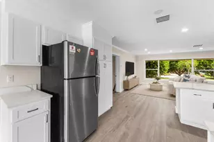 638 Shore Dr, Boynton Beach, FL 33435 - Photo 11