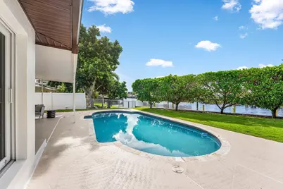 638 Shore Drive, Boynton Beach, FL 33435 - Photo 21