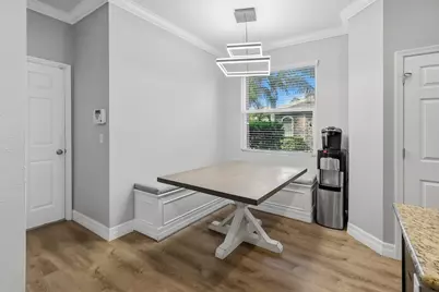 6460 Palm Place, Vero Beach, FL 32967 - Photo 9
