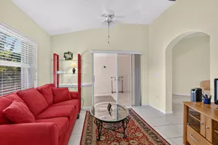 13030 Hampton Lakes Cir, Boynton Beach, FL 33436 - Photo 7