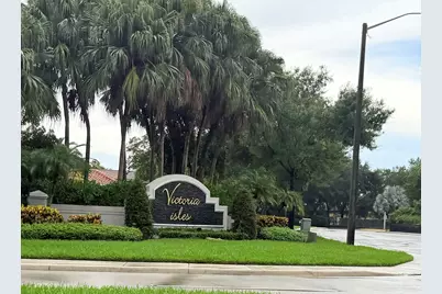 5738 NW 48th Avenue, Coconut Creek, FL 33073 - Photo 23