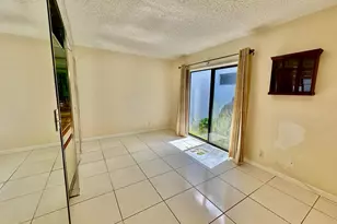305 Lakeside Ct, Sunrise, FL 33326 - Photo 13