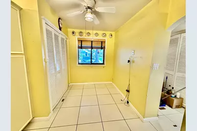 305 Lakeside Court, Sunrise, FL 33326 - Photo 23