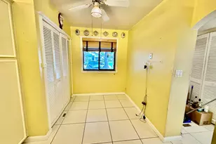 305 Lakeside Ct, Sunrise, FL 33326 - Photo 23