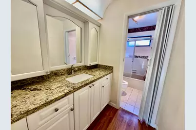 305 Lakeside Court, Sunrise, FL 33326 - Photo 19