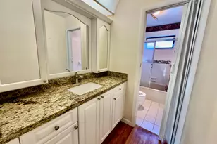 305 Lakeside Ct, Sunrise, FL 33326 - Photo 19