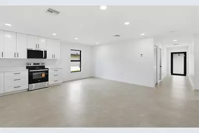 18477 Sycamore Drive W, The Acreage, FL 33470 - Photo 55