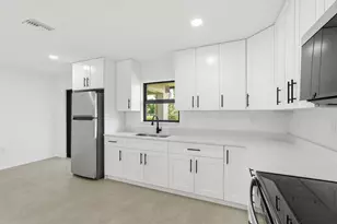 18477 Sycamore Dr W, The Acreage, FL 33470 - Photo 51