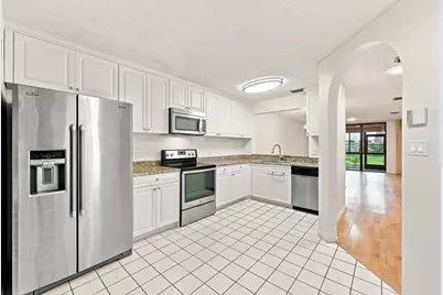 9825 NW 1st Court #9825, Plantation, FL 33324 - Photo 7