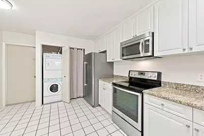9825 NW 1st Court #9825, Plantation, FL 33324 - Photo 11