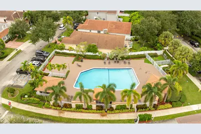 15266 SW 49th Street, Davie, FL 33331 - Photo 41