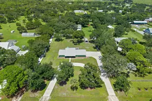 10880 Heil Rd, Fort Pierce, FL 34945 - Photo 1