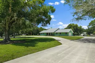 10880 Heil Rd, Fort Pierce, FL 34945 - Photo 3